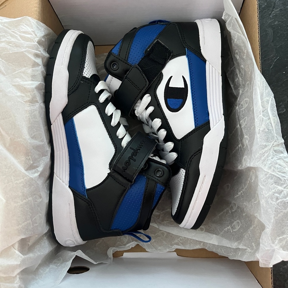Boys' Arena Power HI Champion High Tops - Boys (Youth) 4.  Never Worn.